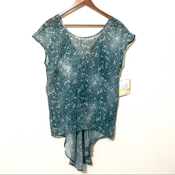 NWT Eyeshadow Blue Floral Sheer Blouse - Picture 2 of 6